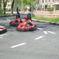 Red Go-Kart, Starcity Avm