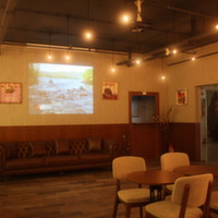 The Moon Restaurant Cafe