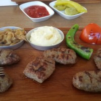 Köfteci İrfan Steak House & Kasap