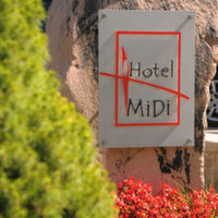 Hotel Midi
