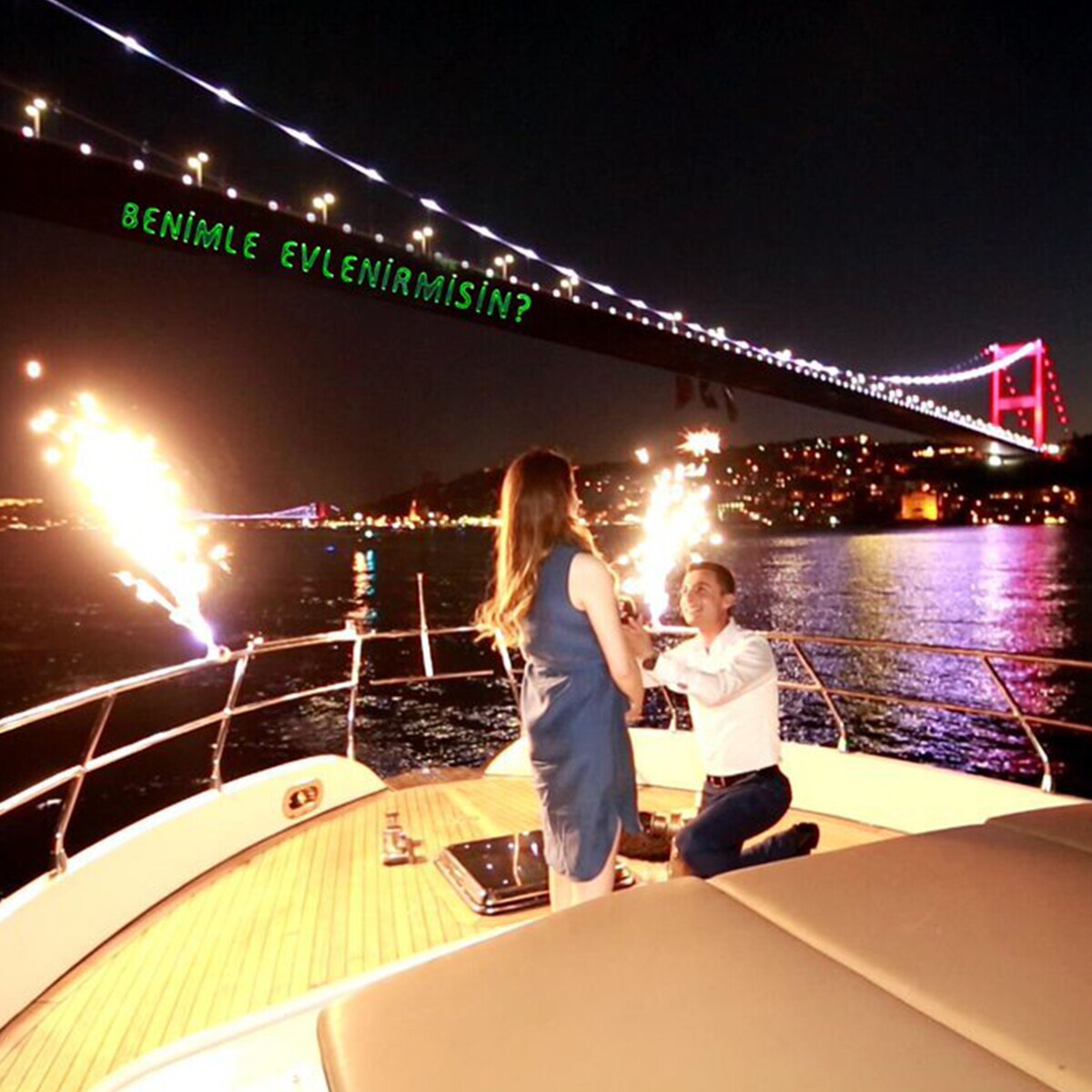 Bosphorus Organization’dan İstanbul Boğazında Sevdiklerinize Özel Sürpriz Hediye Lazer Yazısı