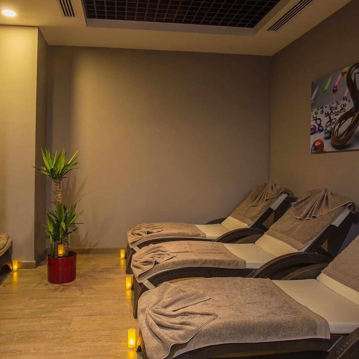 The City Suites Viento Spa'da Kese Köpük, Tek ve Çift Masajları