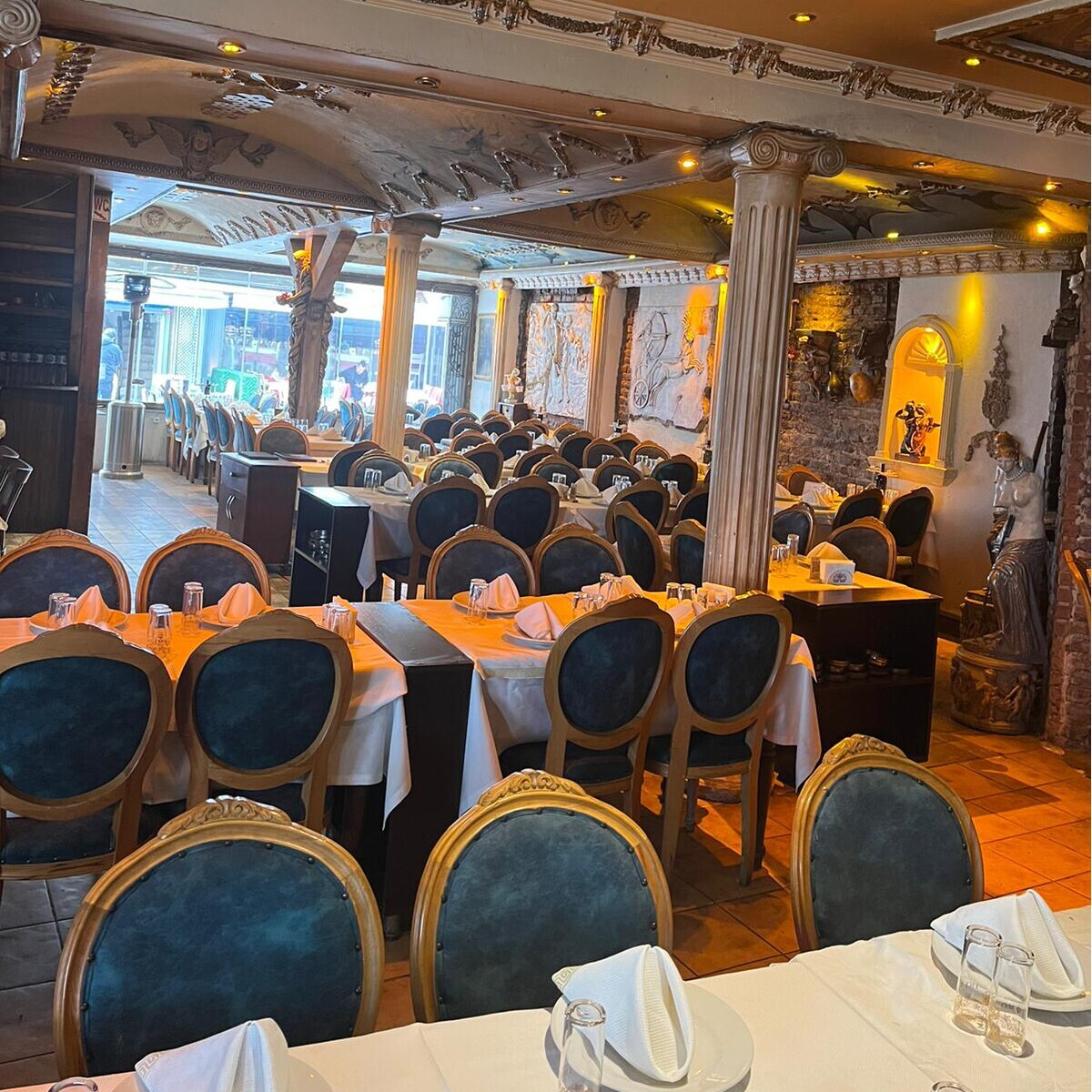 Kumkapı Afrodit Restaurant'ta Tadına Doyulmaz Zengin İçerikli İftar Menüsü