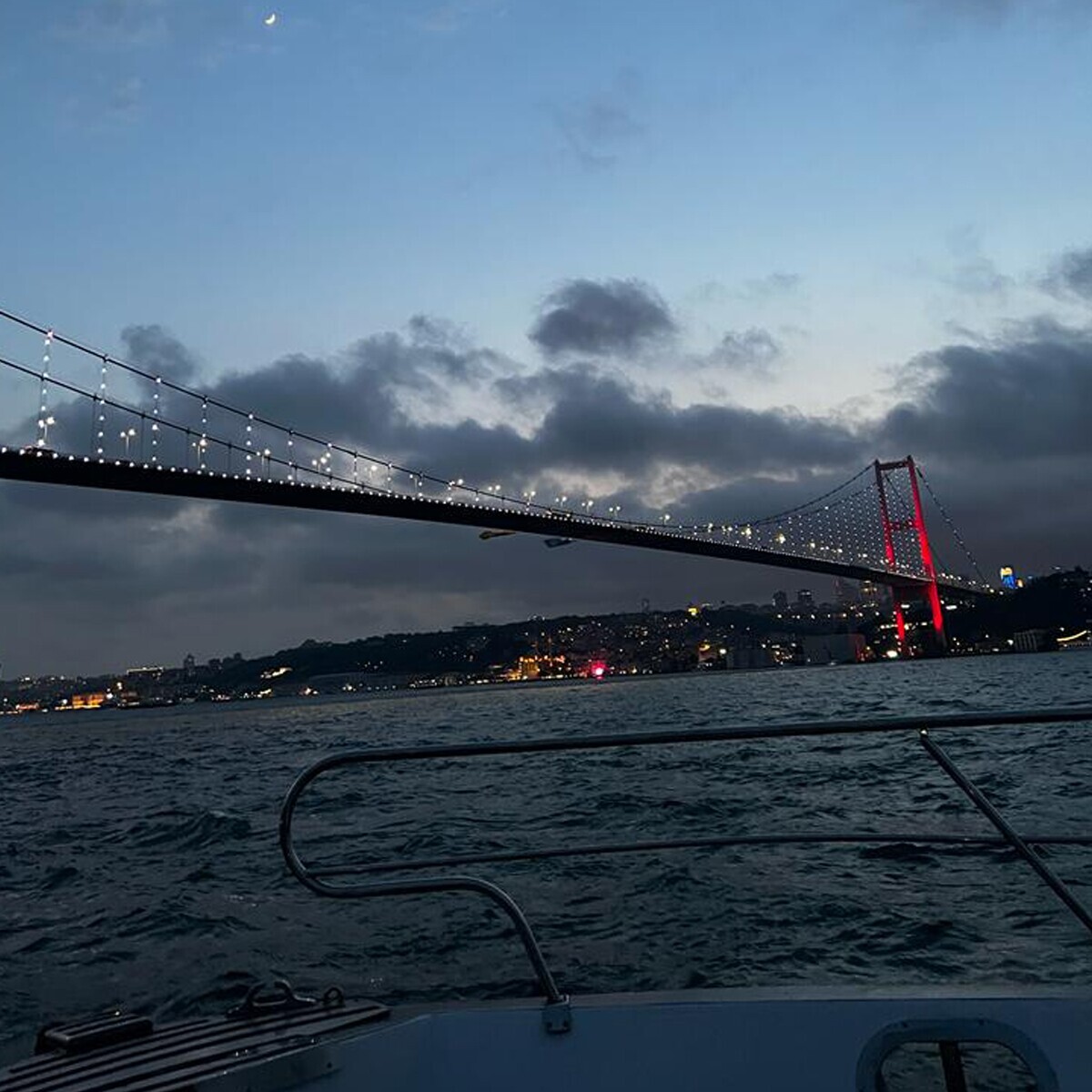 Forever Organizasyon İle İstanbul Boğazı'nda Enfes Teknede İftar