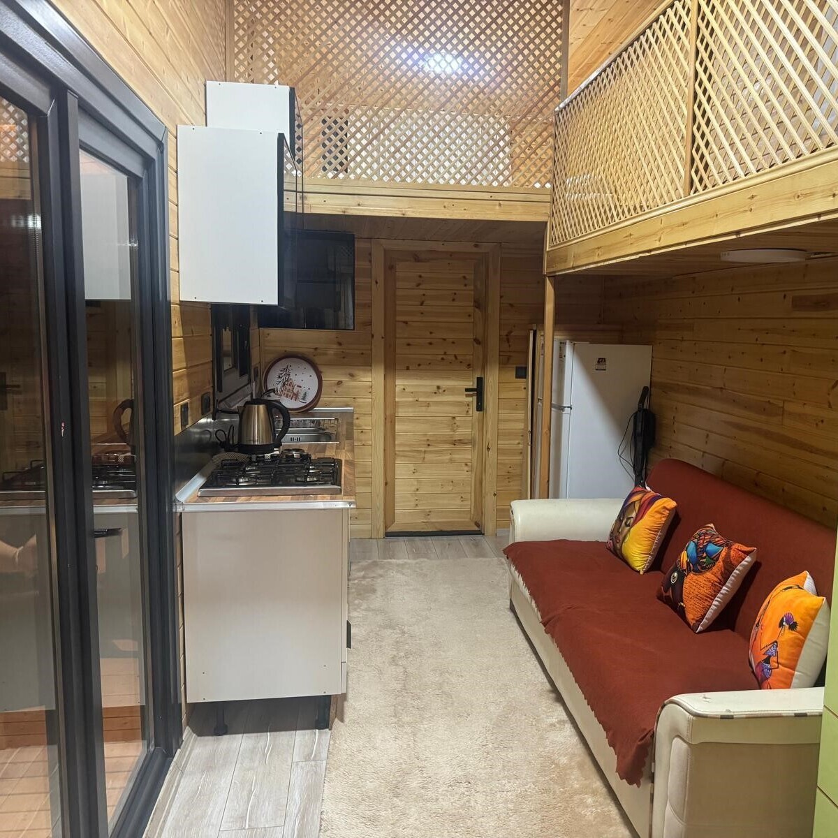 Ağva Müstakil Tiny House Bungalov'da Konfor Dolu Konaklama Seçenekleri