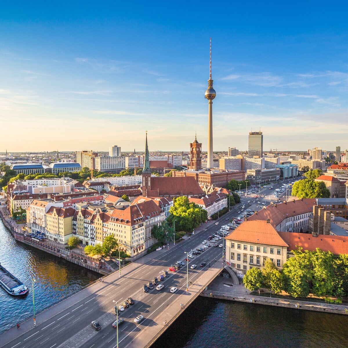 Berlin ve Hamburg Turu Türk Havayolları İle Ramazan Bayramı Özel 3 Gece