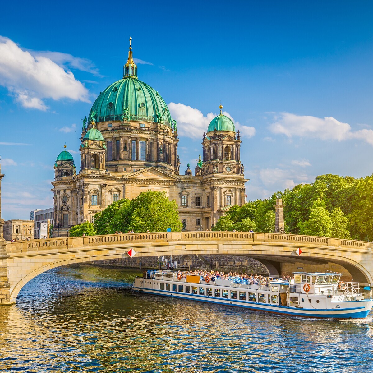 Berlin ve Hamburg Turu Türk Havayolları İle Ramazan Bayramı Özel 3 Gece