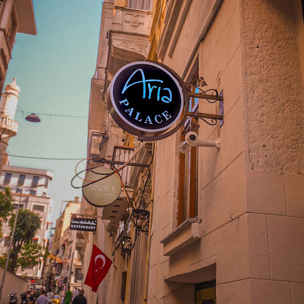 Taksim Aria Palace Hotel'de Konfor Dolu Konaklama Seçenekleri