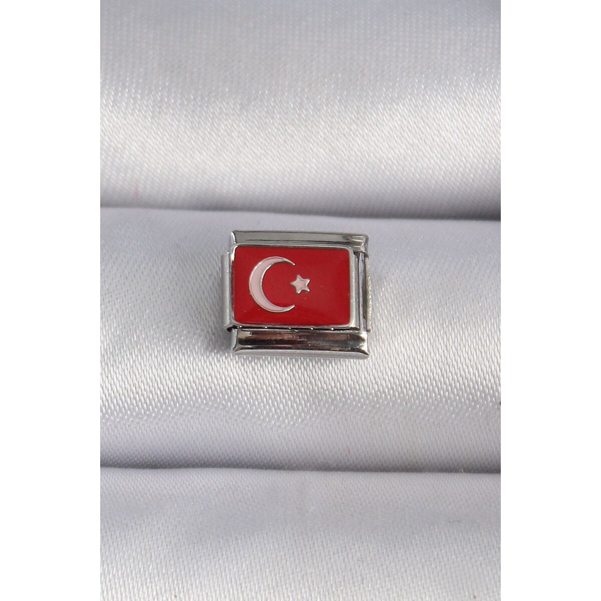 Yttmrk 316L Çelik Gümüş Renk Türk Bayrağı Işlemeli Nomination Charm