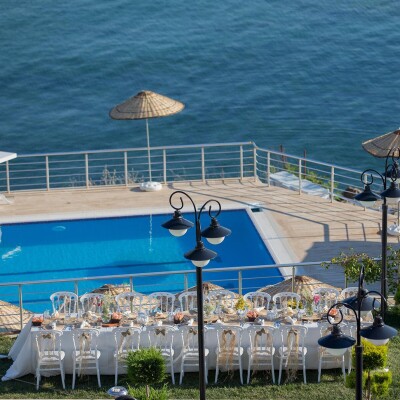 Selimpaşa Konağı Hotel'den Deniz Manzarası Eşliğinde Akşam Yemeği