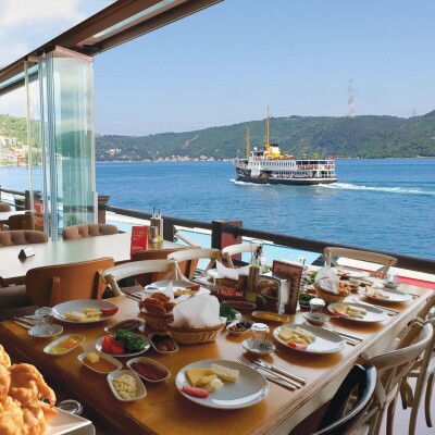 Göze Sarıyer Teras'tan Denize Nazır Çift Kişilik Serpme Kahvaltı