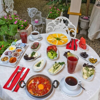 Secret Garden Restaurant'tan Enfes Serpme Kahvaltı Keyfi