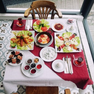 Bakırköy Taşhan Hotel'de Enfes Kahvaltı Menüleri