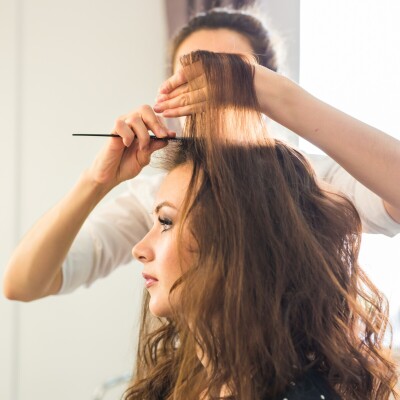 Ankara Ekols Kuaför Saç Bakım, Saç Boya, Fön ve Saç Kesim Uygulamaları
