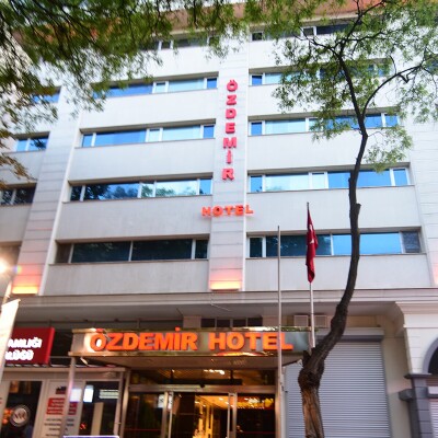 Kızılay Özdemir Palas Hotel'de Konfor Dolu Çift Kişilik Konaklama