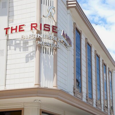 The Rise Aron Business Hotel'de Kahvaltı Dahil Konaklama