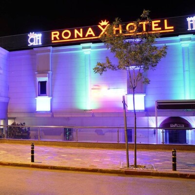 Kumburgaz Ronax Hotel'den Kahvaltı Dahil Konaklama