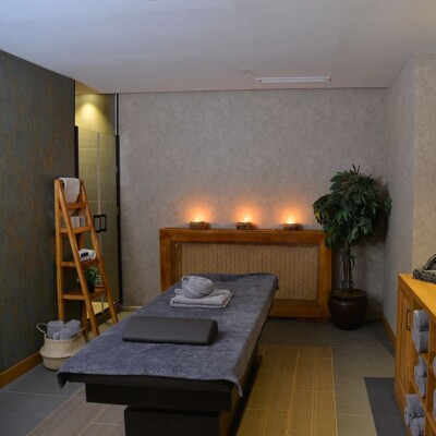 Daphne Spa Bof Hotels Ataşehir'de Huzur Dolu Masaj Seçenekleri ve SPA