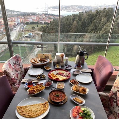 Galba Restaurant'tan Hafta Sonu Açık Büfe, Hafta İçi Serpme Kahvaltı