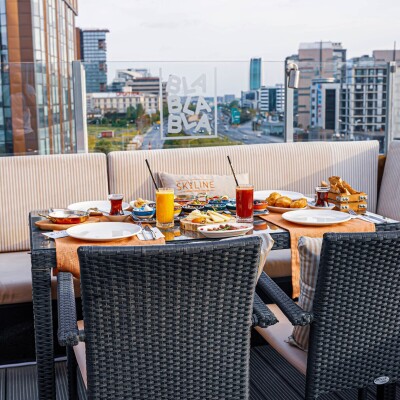 Skyline Terrace'dan Nefis Serpme Kahvaltı Menüsü