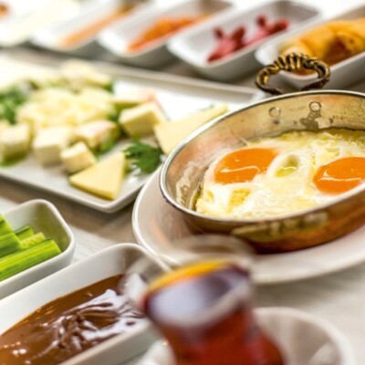 Sorye Restaurant Maltepe'de Enfes Serpme Kahvaltı