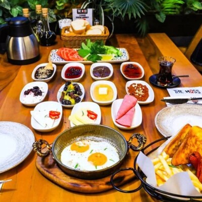 The Moss Cafe Ataşehir‘de Enfes 2 Kişilik Serpme Kahvaltı Menüsü