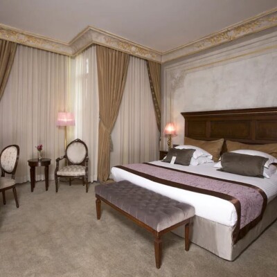 Pera Palazzo Donizetti Hotel’de 2 Kişilik Romantik Paketler