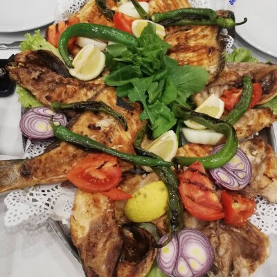 Qarip Restaurant'tan Boğaza Nazır Balık Menüleri