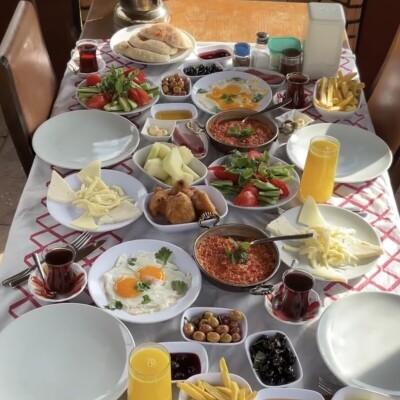 Mimoza Park'tan Unutulmaz Atmosferde Serpme Kahvaltı Menüsü