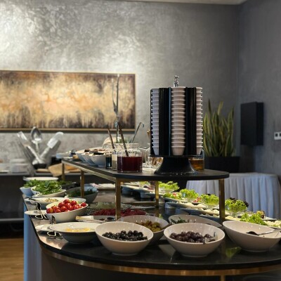 The Wings Hotels Neva Palas'ta Zengin Açık Büfe Kahvaltı Menüsü