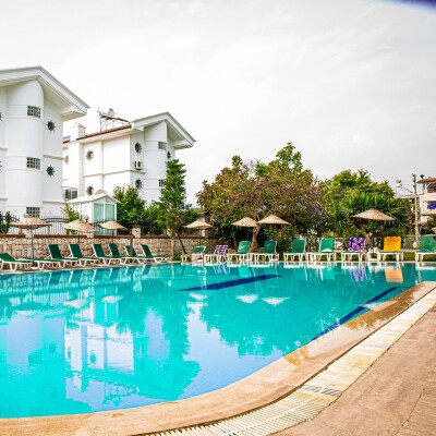 Fethiye Bezay Hotel'de Günlük Havuz Kullanımı