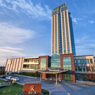 Kaya İstanbul Fair & Convention Hotel'de Havuz Girişi