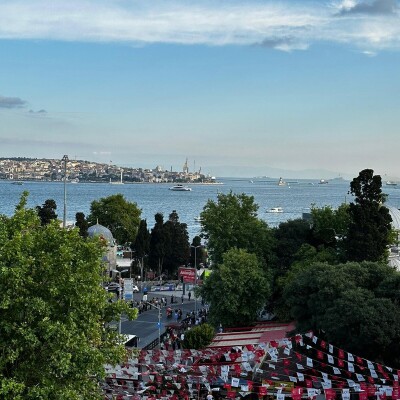 Cihannüma Beşiktaş'ta Boğaz Manzaralı Akşam Yemeği Keyfi