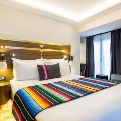 HAY Hotel Alsancak'ta Konfor Dolu Çift Kişilik Konaklama