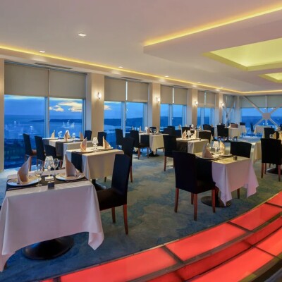 Kaya İstanbul Fair & Convention Hotel, Summit Restaurant'ta Yemek Menü