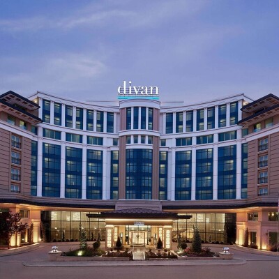 Divan Ankara Hotel’de 08 Kasım Cuma Cem Belevi İle Cemiyet Gazinosu