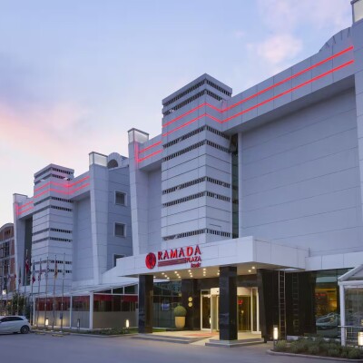 Ramada Plaza by Wyndham İzmit'te Konfor Dolu Konaklama Seçenekleri