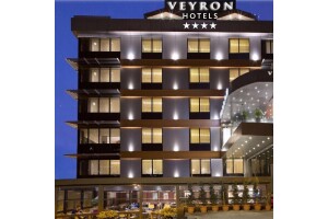 Veyron Hotel'de Sevgililer Gününe Özel Akşam Yemeği & Konaklama Seçenekleri