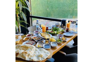Fatih Cafe'den Nefis Serpme Kahvaltı