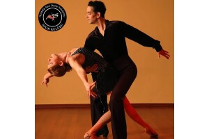 Mustafa Sarı Dans Stüdyosu'nda Salsa Dersi